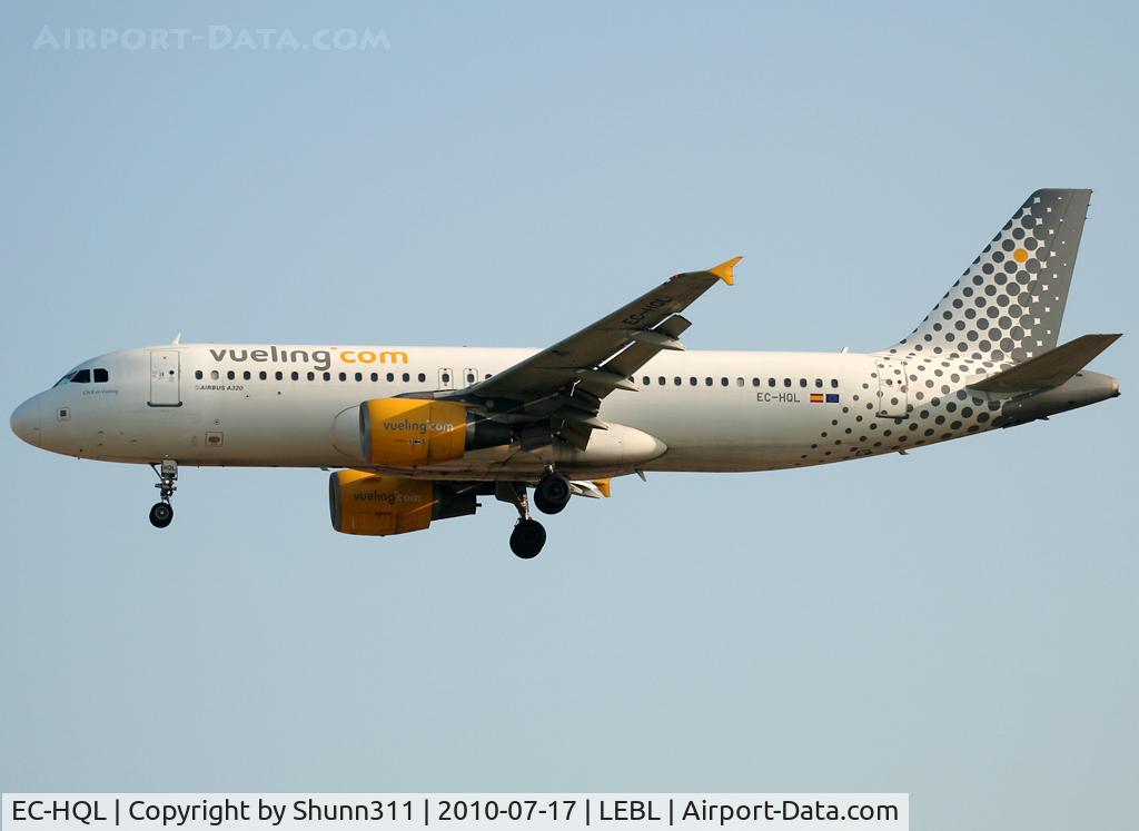EC-HQL, 2001 Airbus A320-214 C/N 1461, Landing rwy 25R