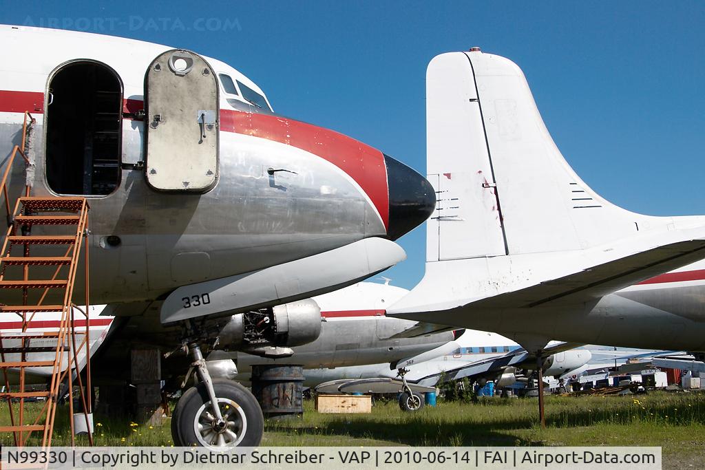 N99330, 1952 Douglas C-118A Liftmaster (DC-6A) C/N 43576, ex Northern Air Cargo DC6