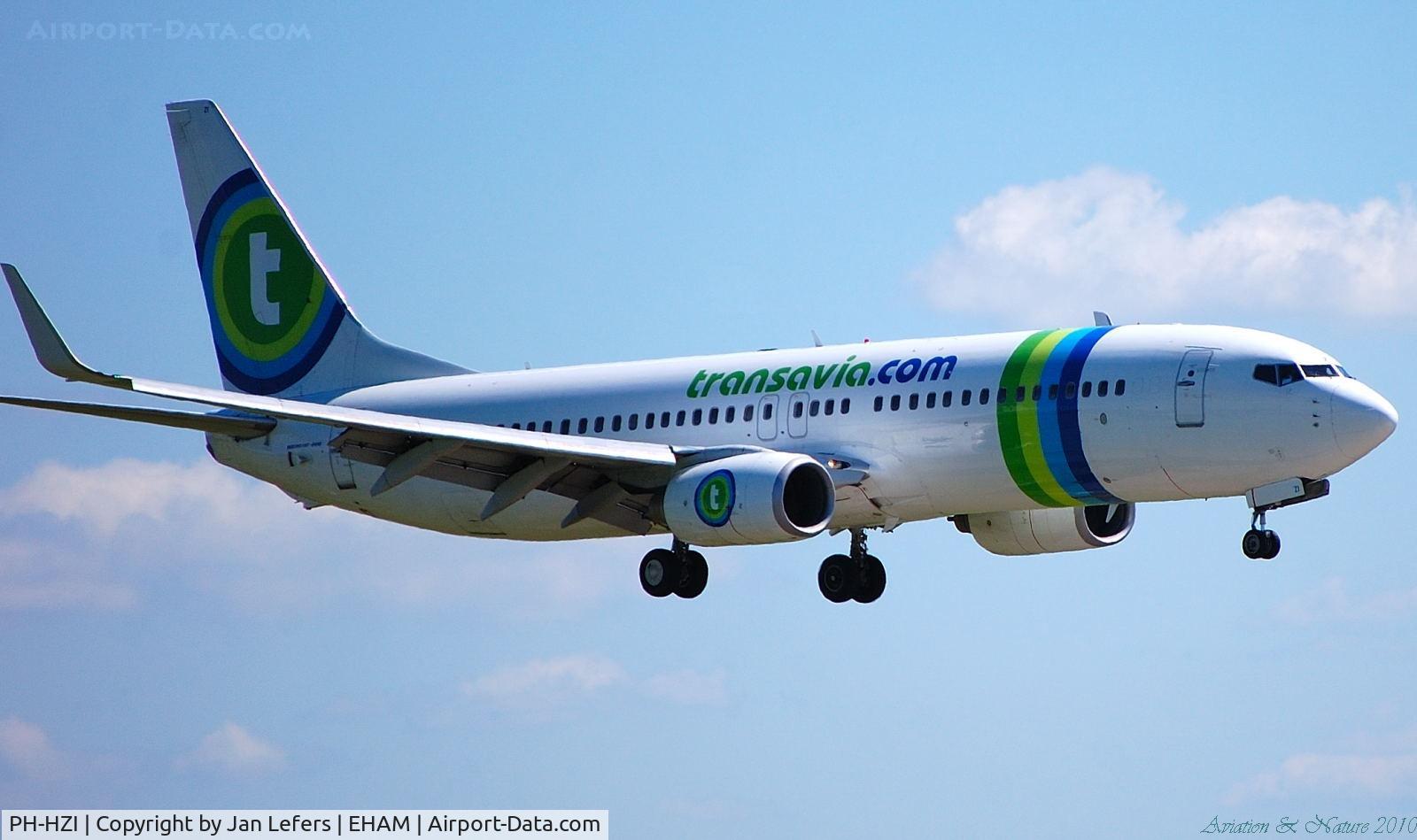PH-HZI, 2000 Boeing 737-8K2 C/N 28380, Transavia 737