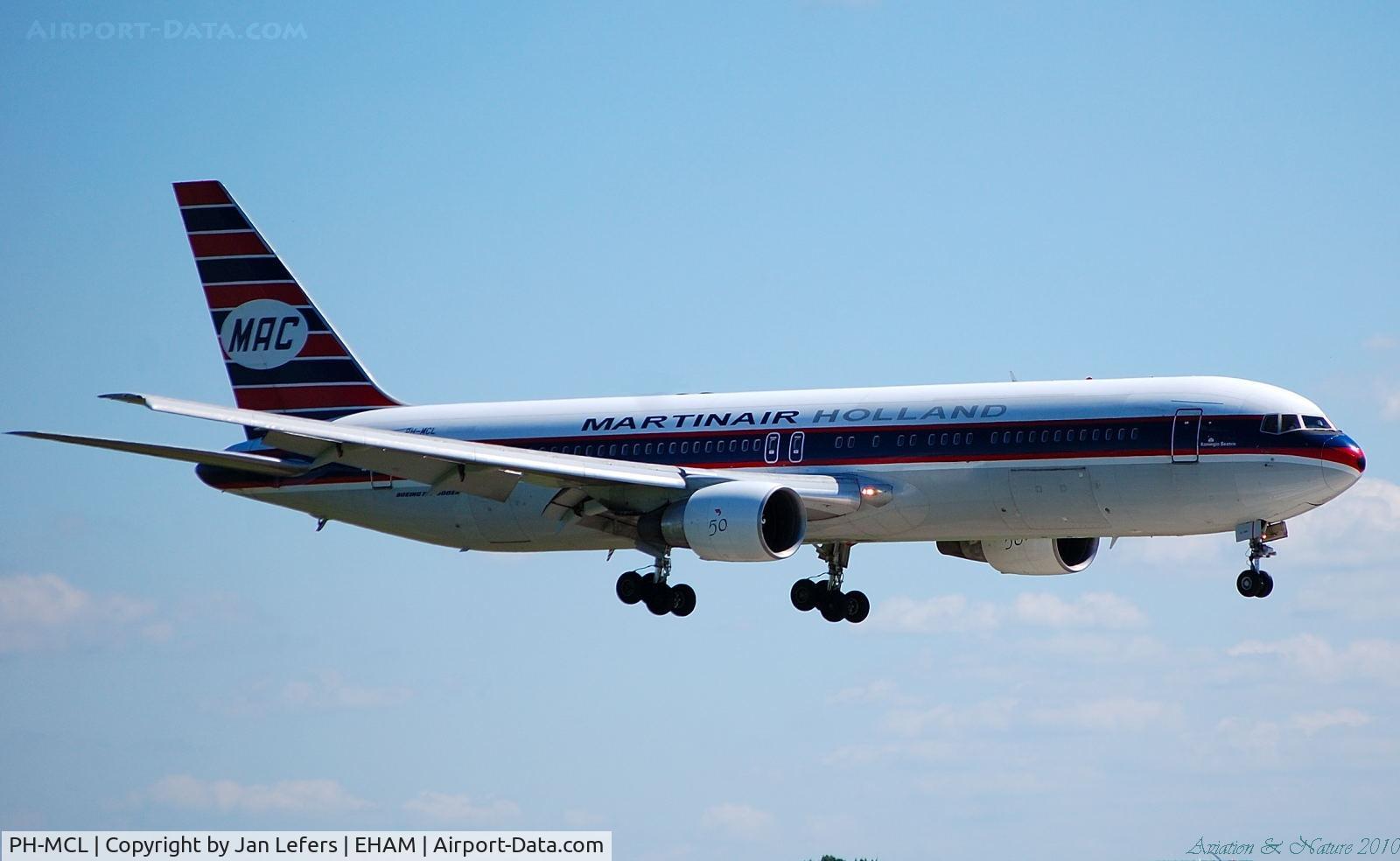 PH-MCL, 1992 Boeing 767-31A/ER C/N 26469, Martinair
