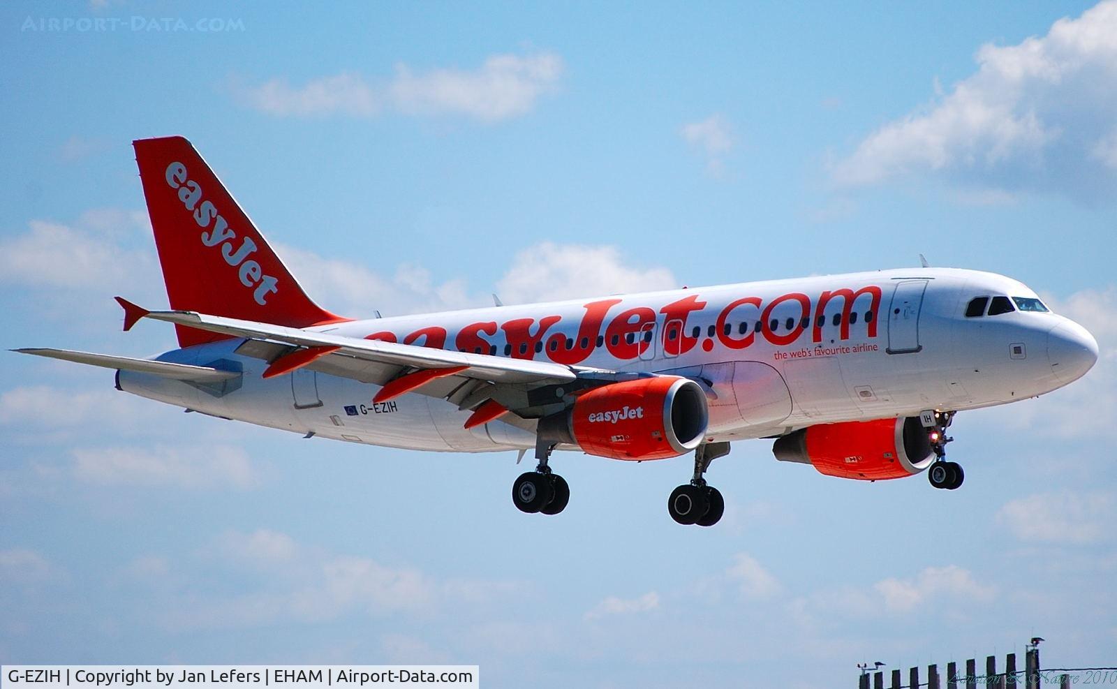 G-EZIH, 2005 Airbus A319-111 C/N 2463, EasyJet