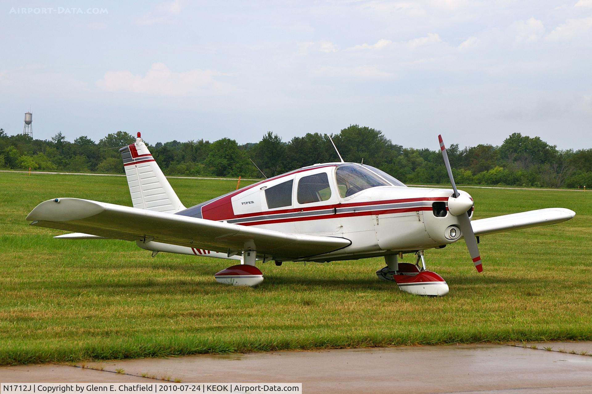 N1712J, 1968 Piper PA-28-140 Cherokee C/N 28-24123, At the L-bird fly in