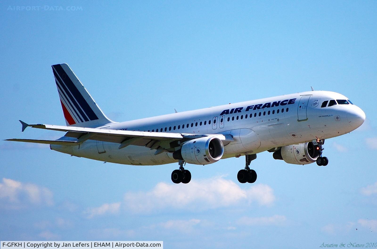F-GFKH, 1989 Airbus A320-211 C/N 0061, Air France
