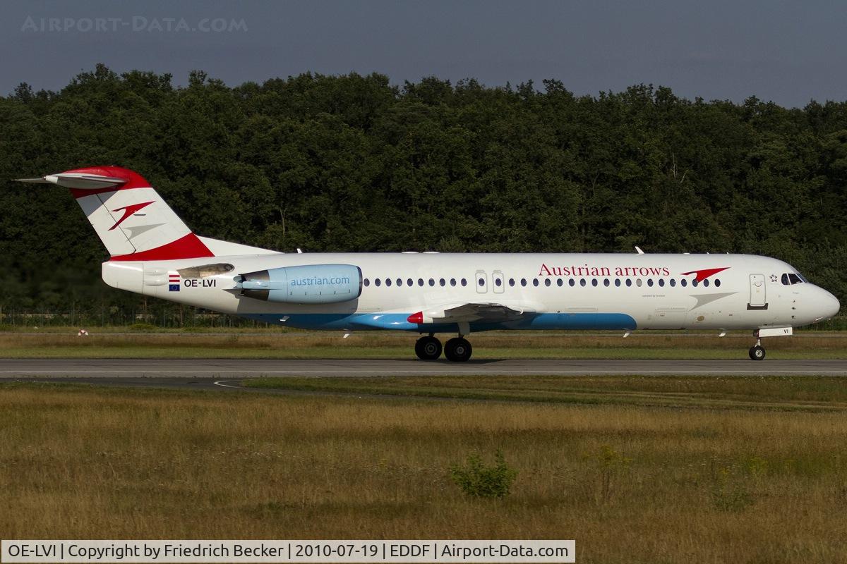 OE-LVI, 1993 Fokker 100 (F-28-0100) C/N 11468, departing via RW18W