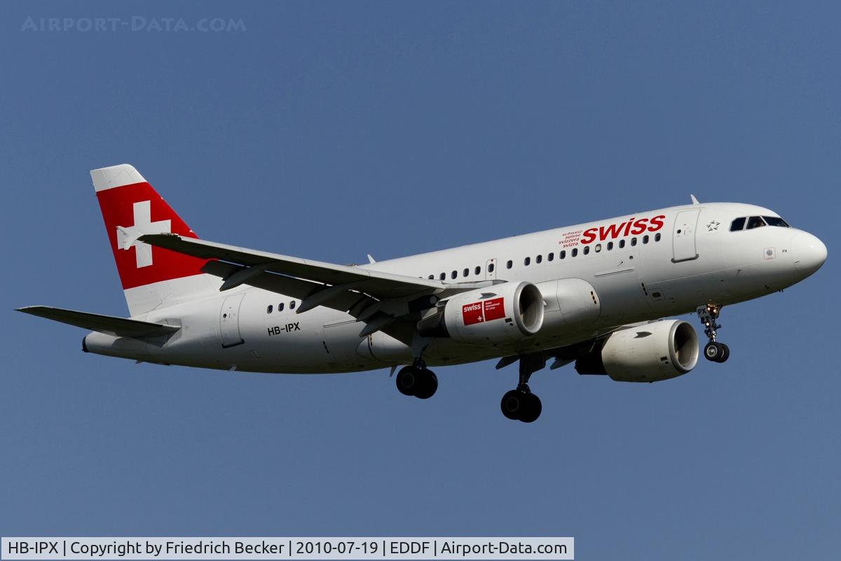 HB-IPX, 1996 Airbus A319-112 C/N 612, on final RW07R