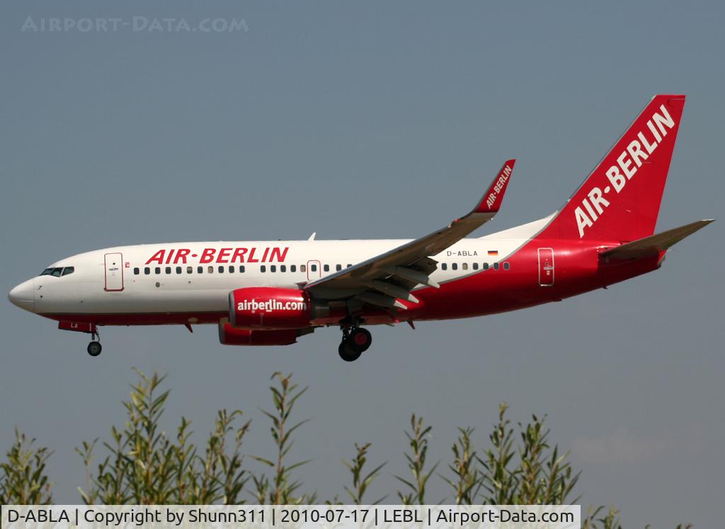 D-ABLA, 2007 Boeing 737-76J C/N 36114, Landing rwy 25R