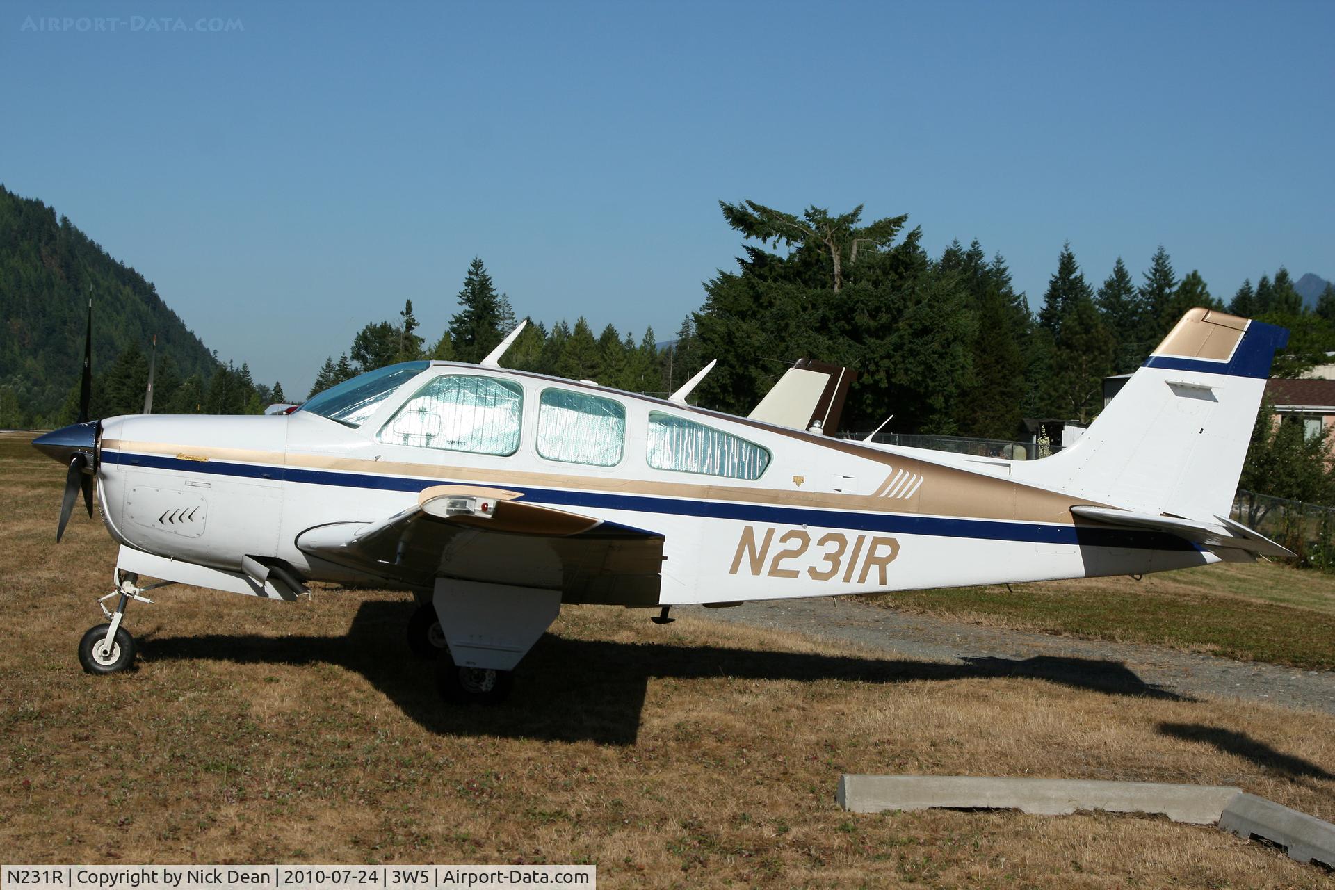 N231R, 1980 Beech F33A Bonanza C/N CE-917, 3W5
