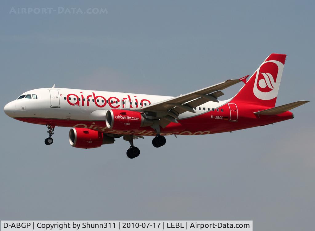 D-ABGP, 2008 Airbus A319-112 C/N 3728, Landing rwy 25R