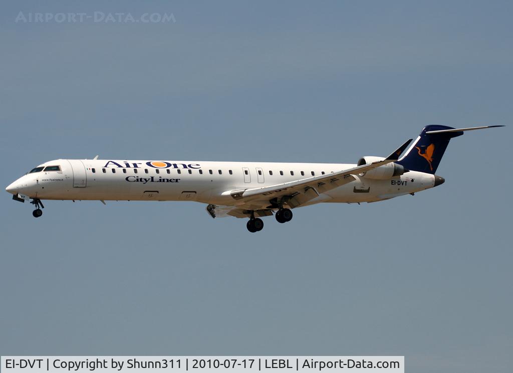 EI-DVT, 2007 Canadair CRJ-900LR (CL-600-2D24) C/N 15123, Landing rwy 25R