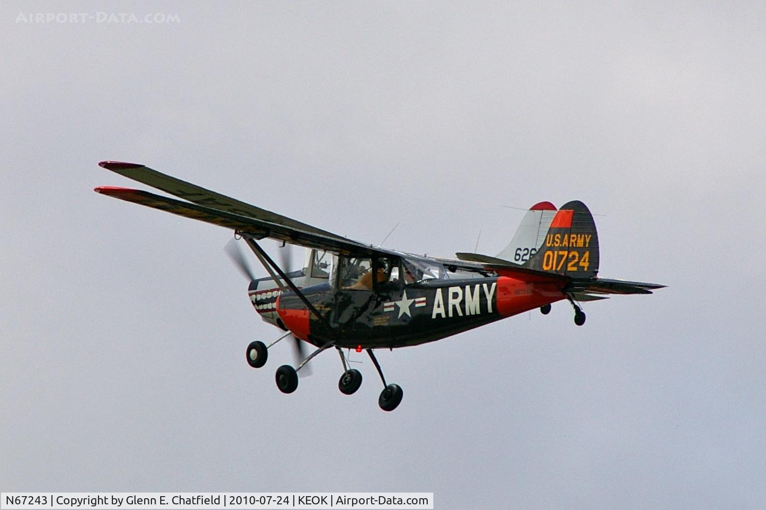 N67243, 1950 Cessna L-19A C/N 21462, Forming with N5209G