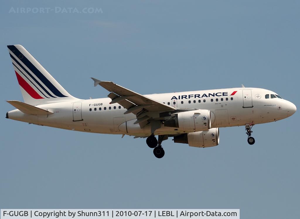F-GUGB, 2003 Airbus A318-111 C/N 2059, Landing rwy 25R