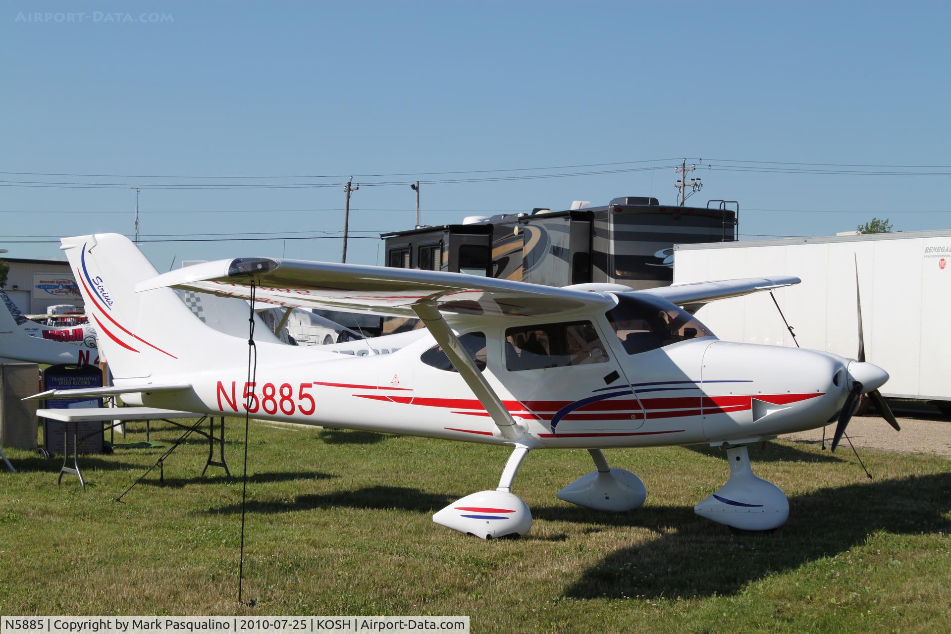 N5885, TL Ultralight TL-3000 Sirius C/N 10SI22, TL-3000
