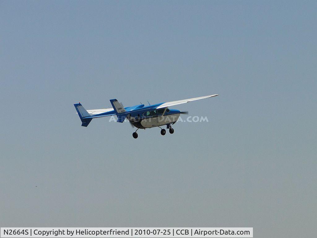 N2664S, 1968 Cessna 337C Super Skymaster C/N 337-0964, Airbourne and westbound from Cable