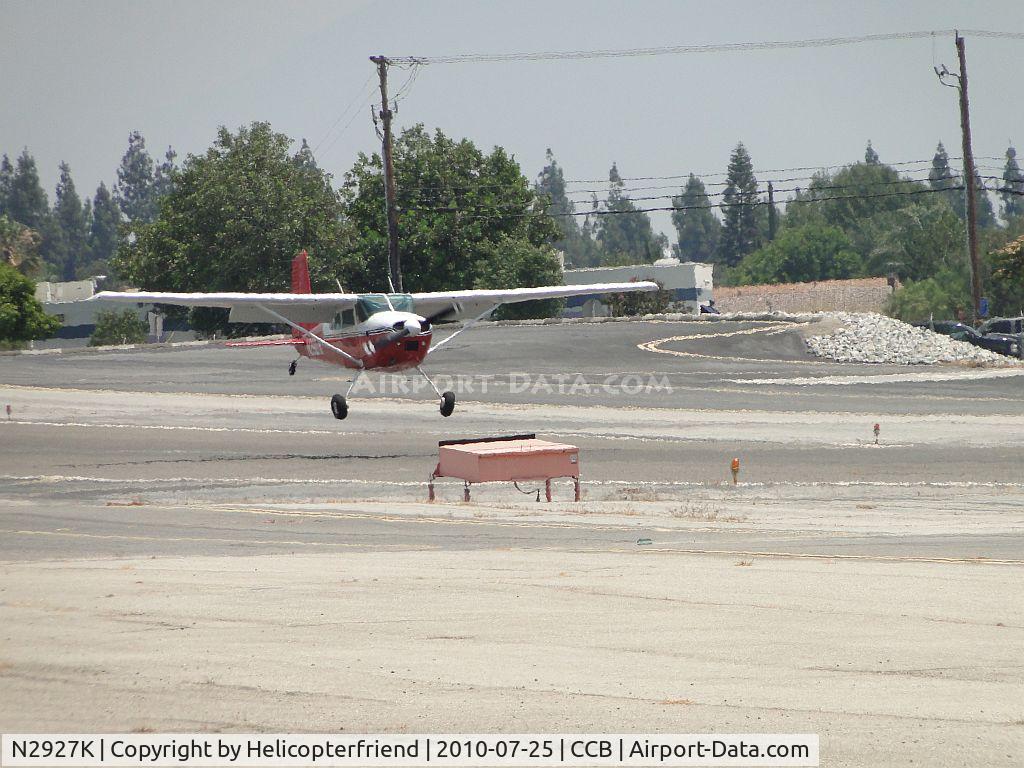 N2927K, 1979 Cessna 180K Skywagon C/N 18053132, Moments before touching down on runway 24