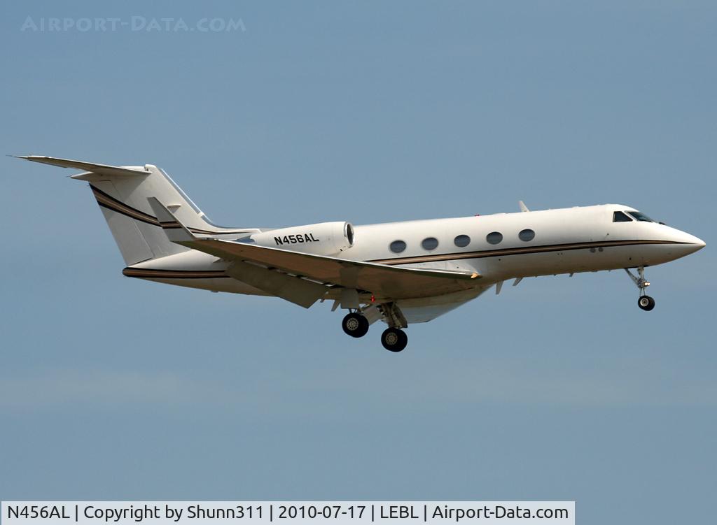 N456AL, 1983 Gulfstream American G-1159A Gulfstream III C/N 405, Landing rwy 25R