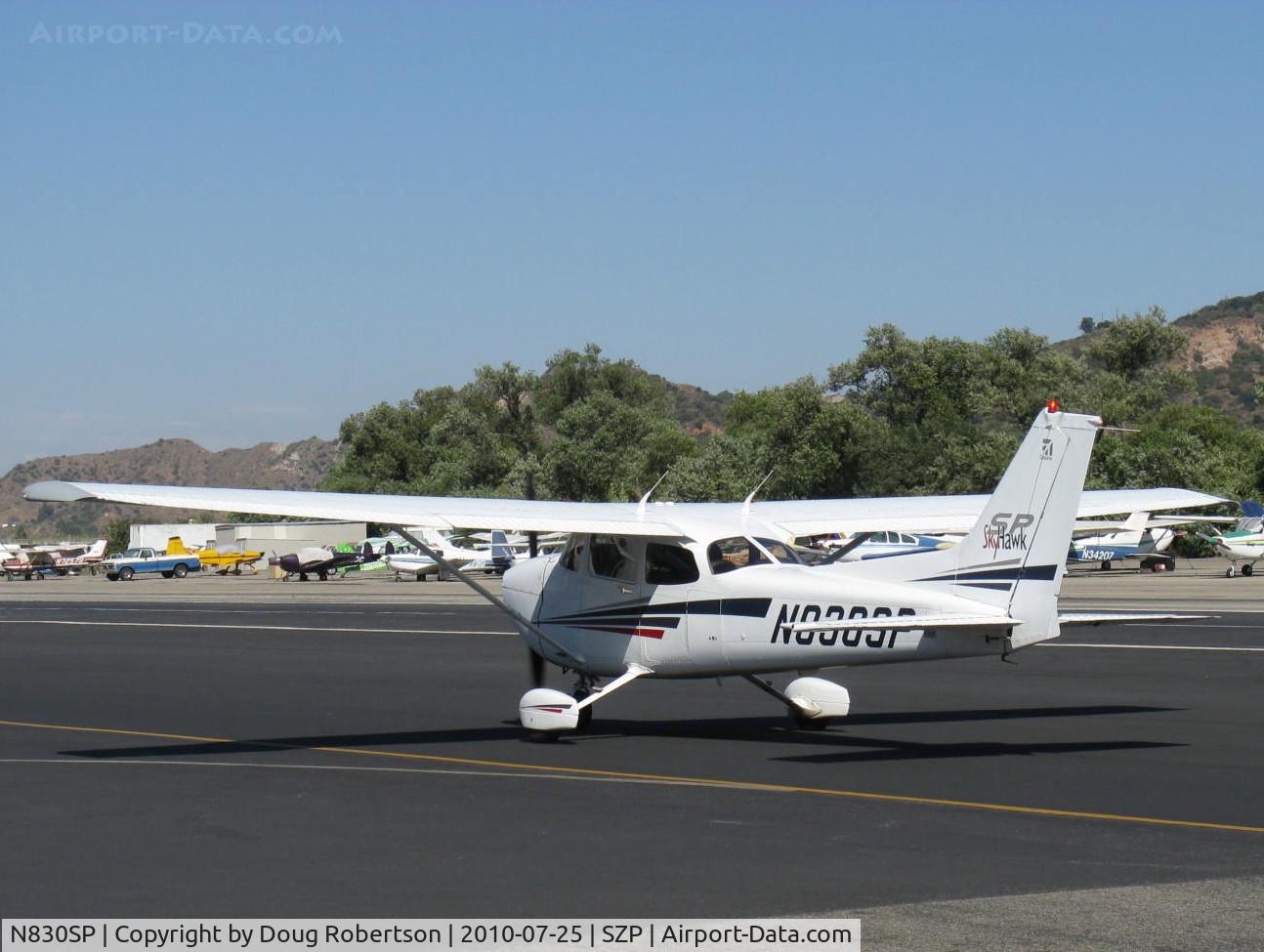 N830SP, 2001 Cessna 172S C/N 172S8745, 2001 Cessna 172S SKYHAWK SP, Lycoming IO-360-L2A 180 Hp, taxi back