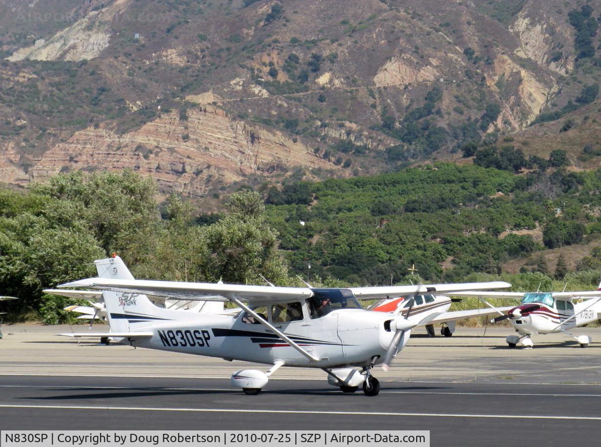 N830SP, 2001 Cessna 172S C/N 172S8745, 2001 Cessna 172S SKYHAWK SP, Lycoming IO-360-L2A 180 Hp, landing roll Rwy 22
