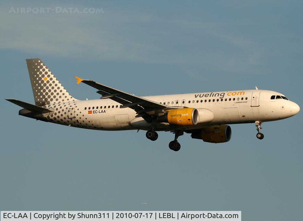 EC-LAA, 2006 Airbus A320-214 C/N 2678, Landing rwy 25R