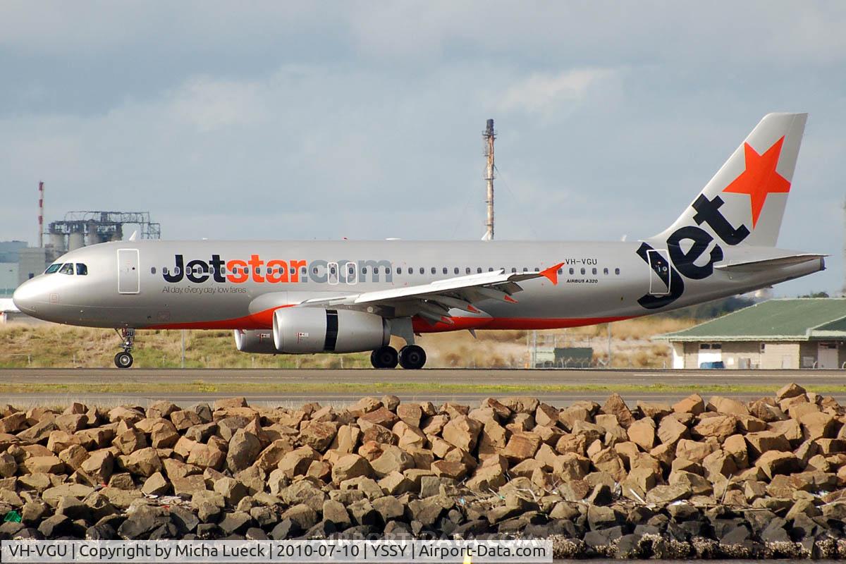 VH-VGU, 2010 Airbus A320-214 C/N 4245, At Sydney