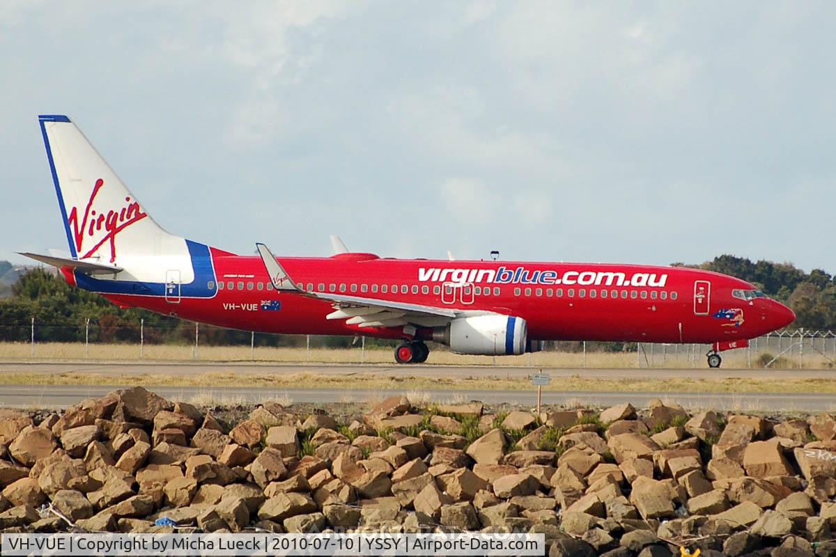 VH-VUE, 2005 Boeing 737-8FE C/N 34167, At Sydney