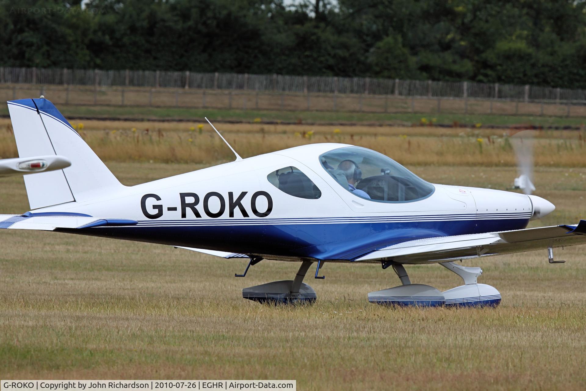 G-ROKO, 2009 Roko Aero NG4 HD C/N 020/2009, Engine start
