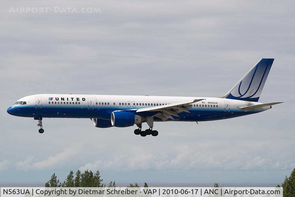 N563UA, 1992 Boeing 757-222 C/N 26665, United Boeing 757-200