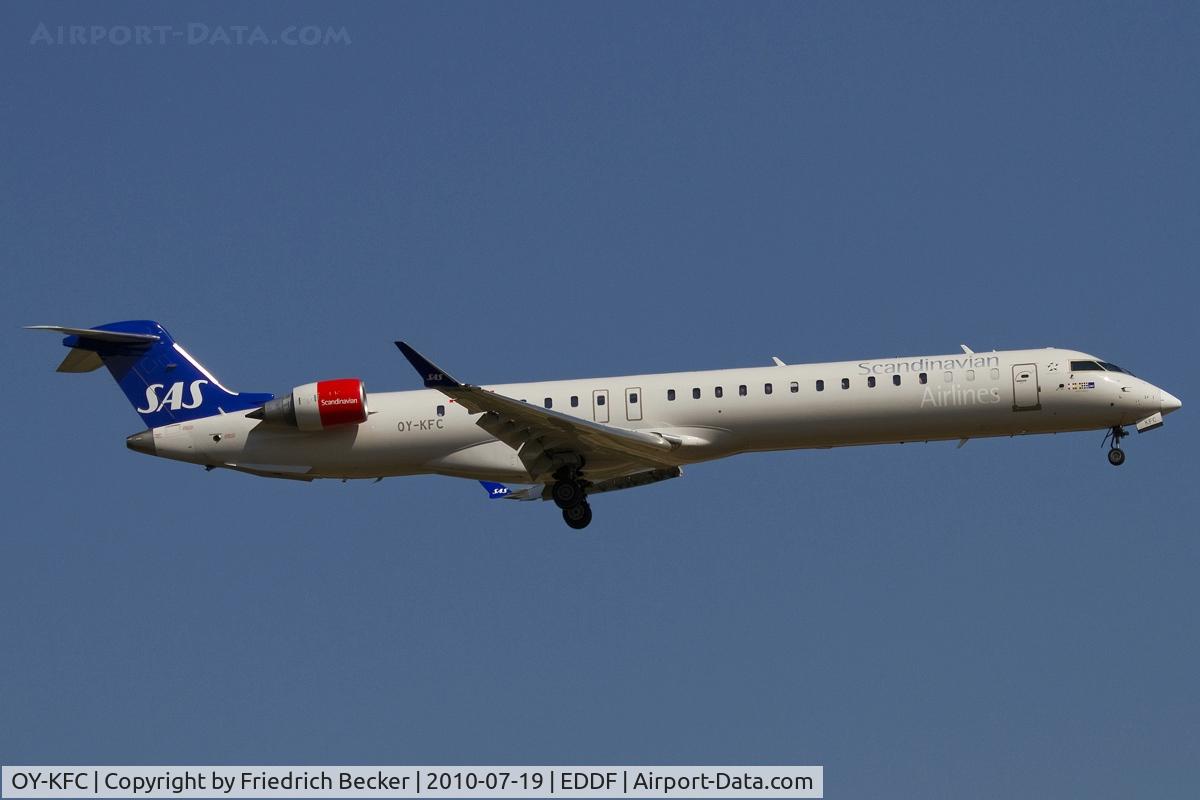 OY-KFC, 2009 Bombardier CRJ-900 (CL-600-2D24) C/N 15218, on final RW07R