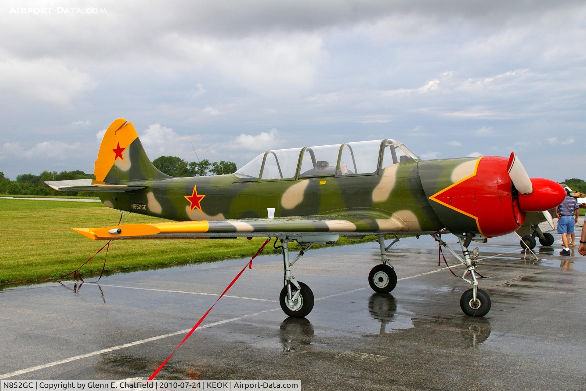 N852GC, 1988 Yakovlev Yak-52 C/N 888409, At the L-bird fly in breakfast