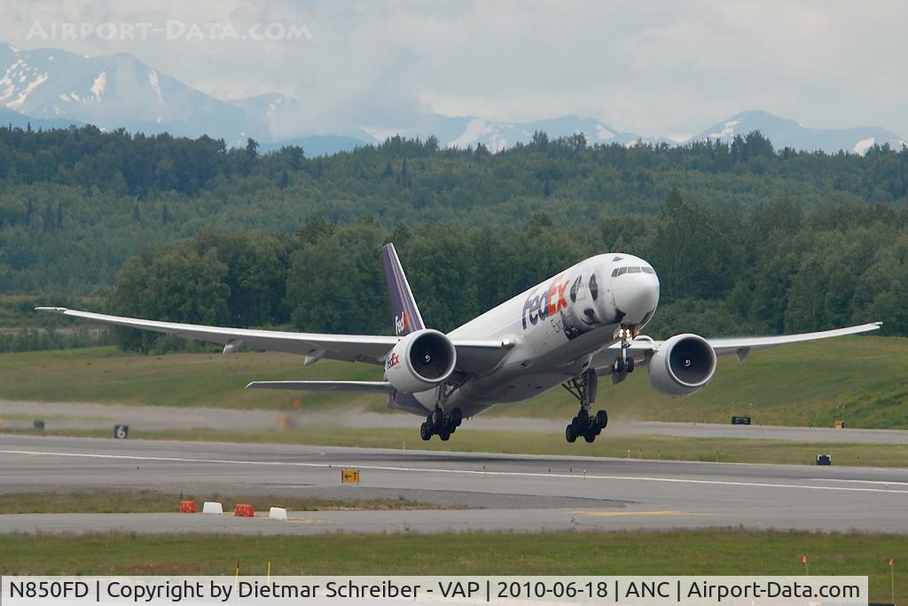 N850FD, 2009 Boeing 777-FS2 C/N 37721, Fedex 777-200