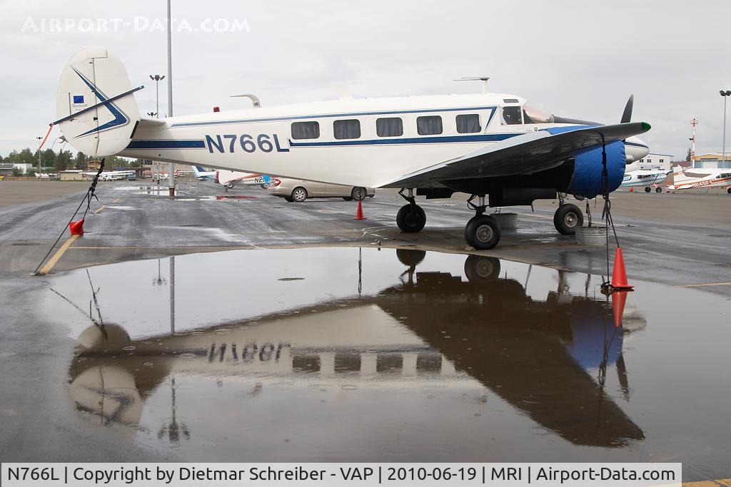 N766L, 1953 Beech D18S C/N A-952, Beech 18 - reflection