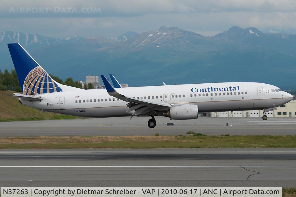 N37263, 2001 Boeing 737-824 C/N 31583, Continental Boeing 737-800