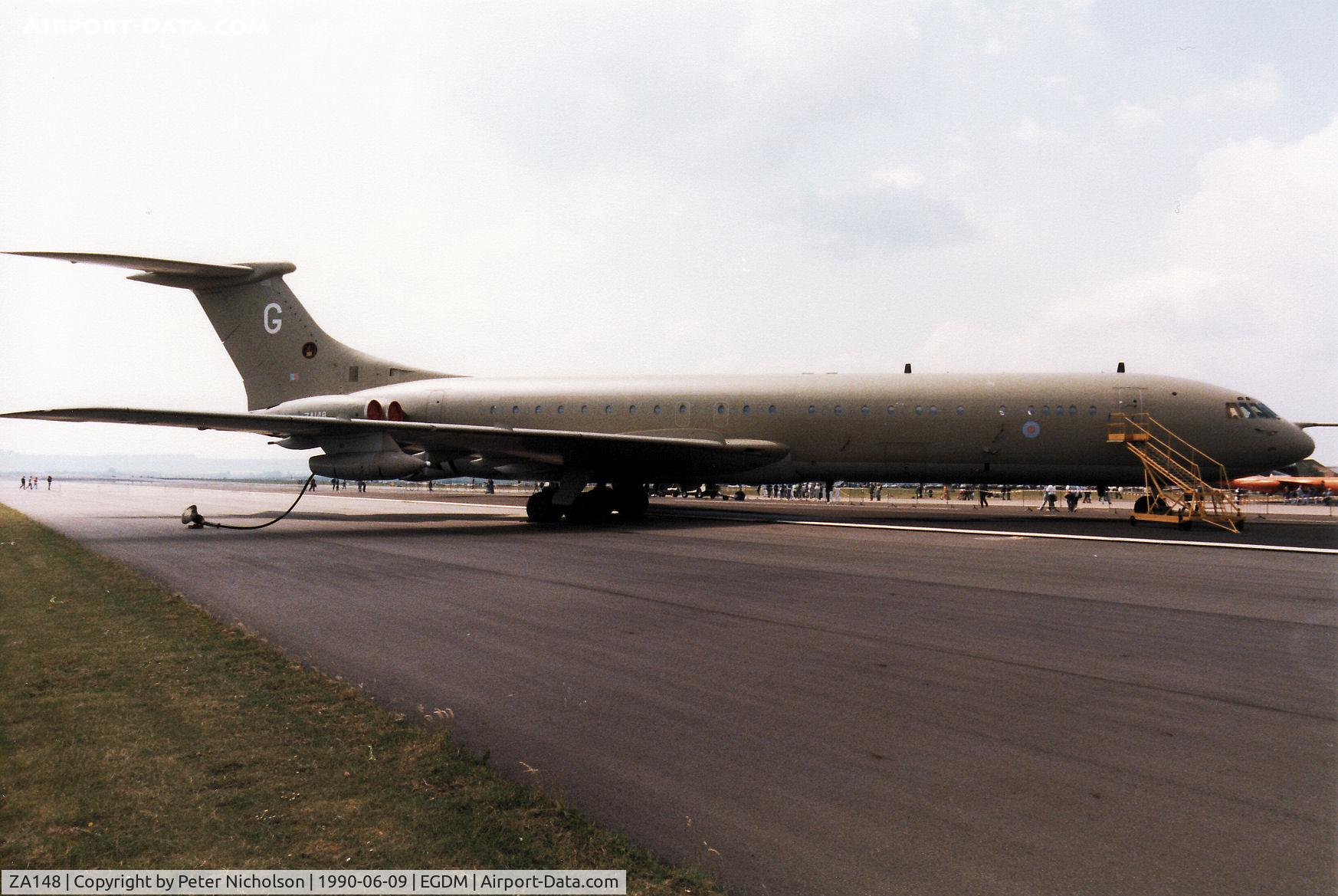 ZA148, 1967 Vickers VC10 K.3 C/N 883, VC-10 K.3 of 101 Squadron at RAF Brize Norton on display at the 1990 Boscombe Down Battle of Britain 50th Anniversary Airshow.