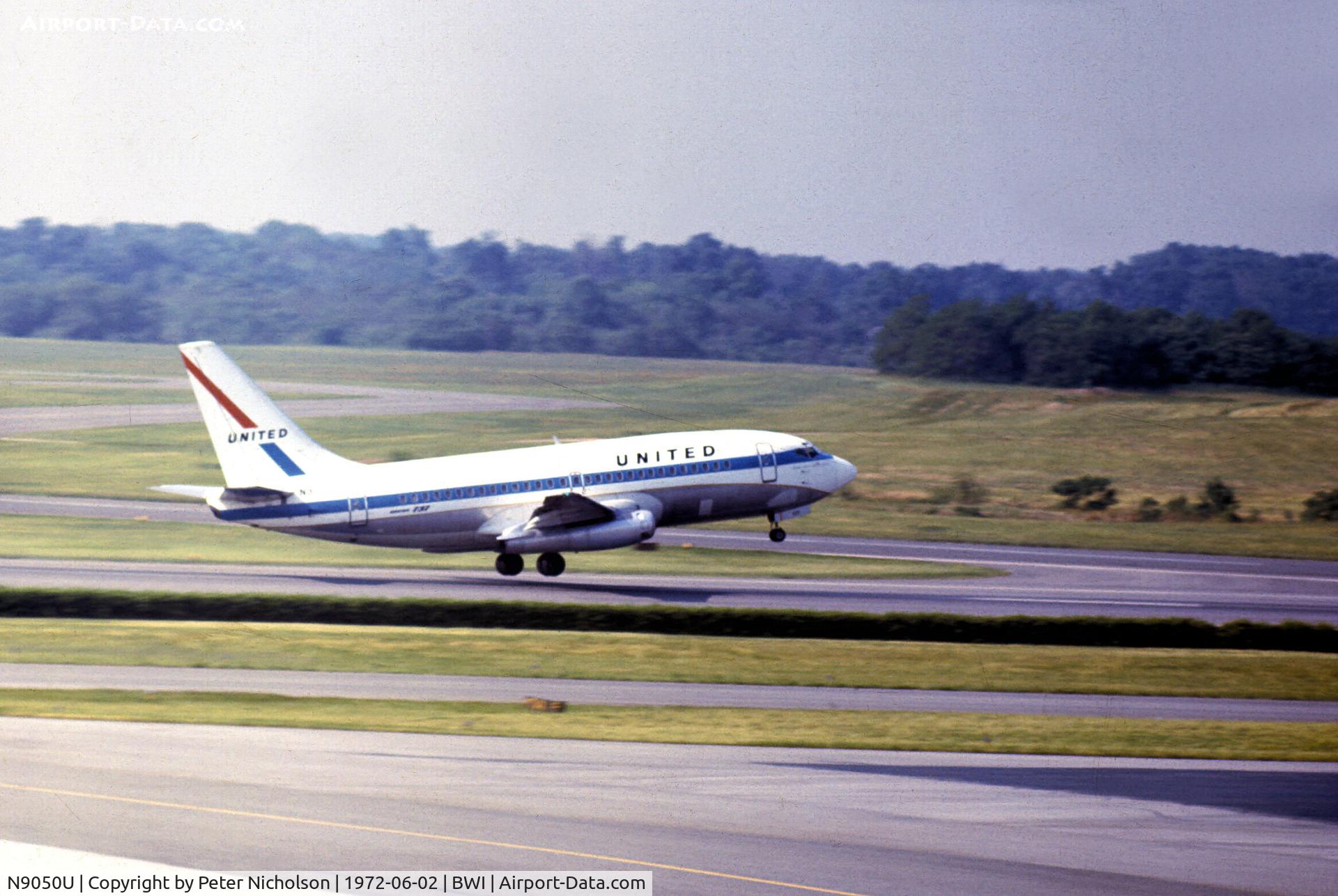 N9050U, 1969 Boeing 737-222 C/N 19556, Boeing 737-222 of United Airlines departing Friendship Airport in the Summer of 1972.