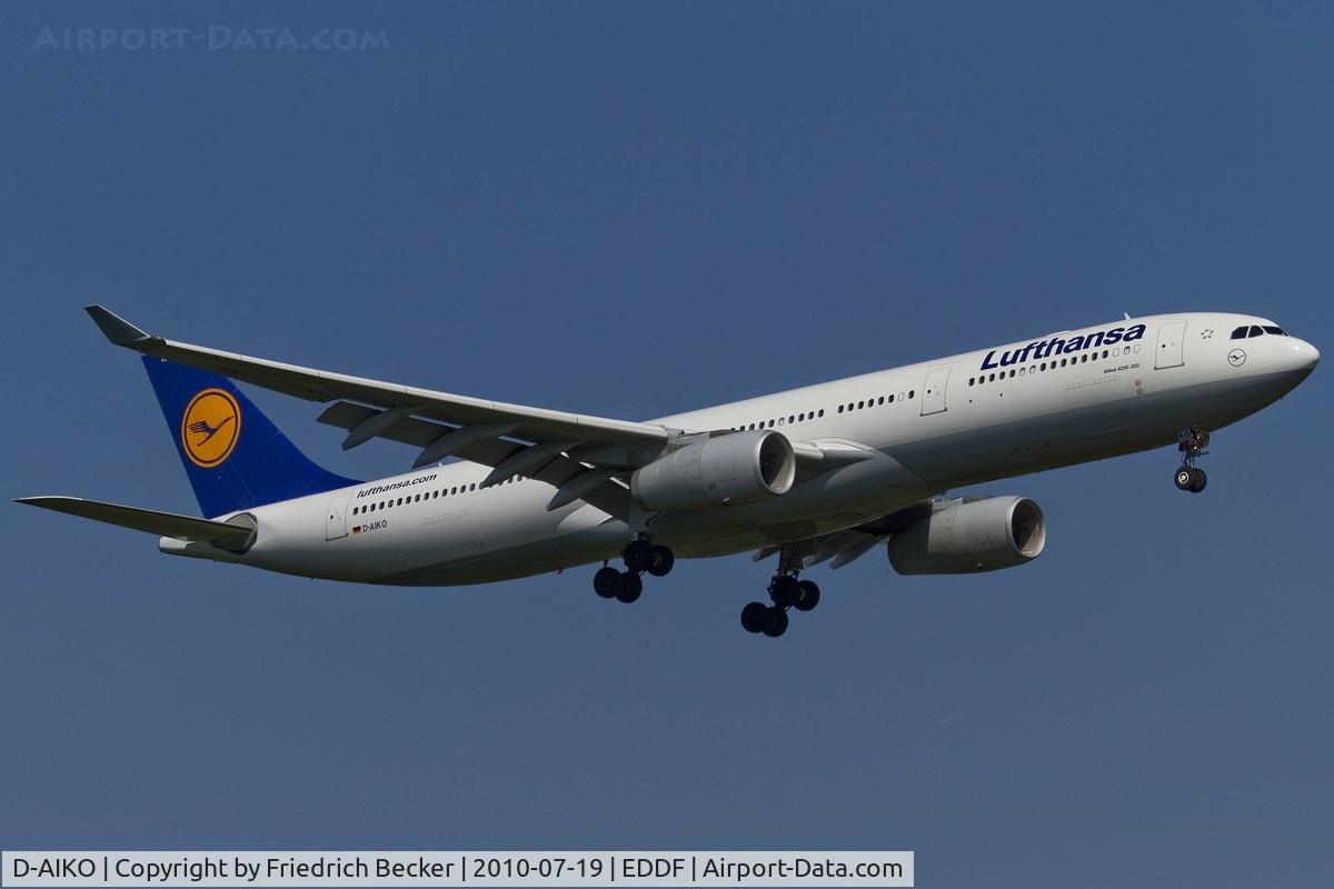 D-AIKO, 2009 Airbus A330-343X C/N 989, on final RW07R