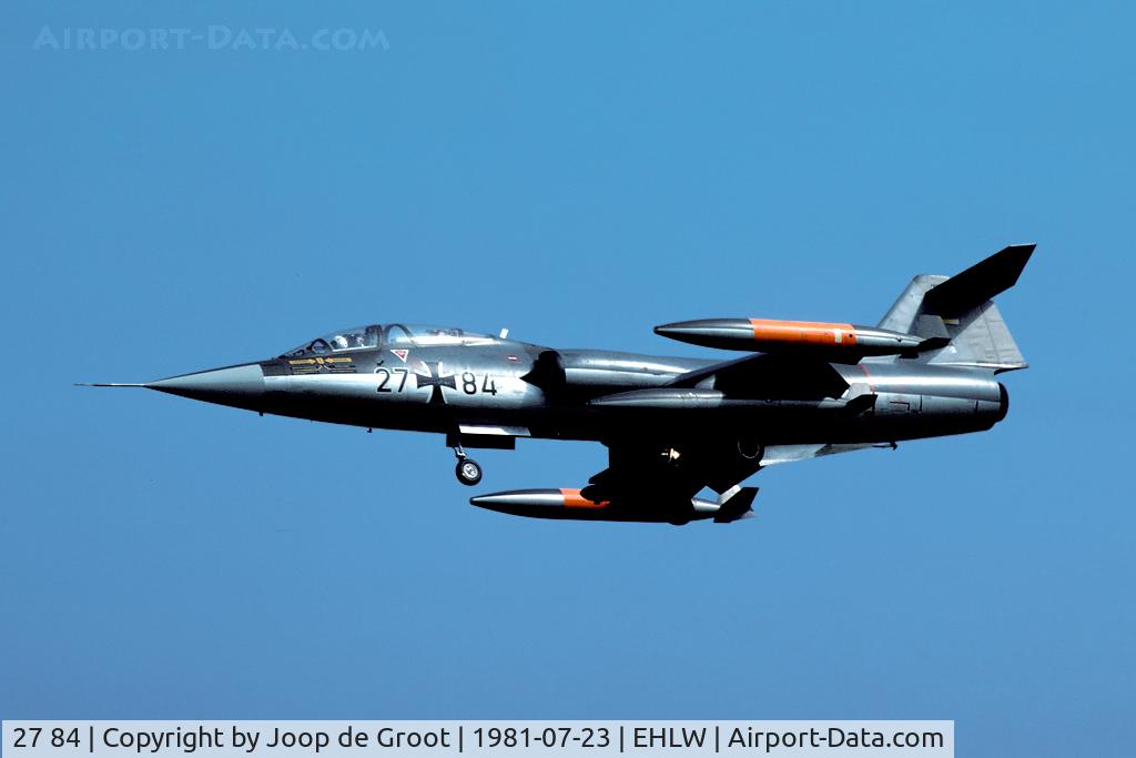 27 84, Lockheed TF-104G Starfighter C/N 583F-5913, arrival of a JBG31 Starfighter at Leeuwarden. A common sight than.