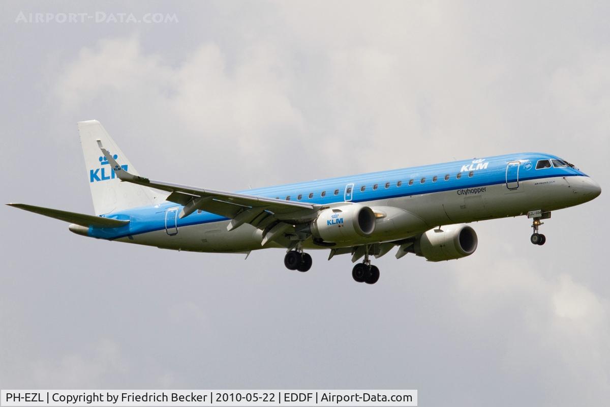 PH-EZL, 2010 Embraer 190LR (ERJ-190-100LR) C/N 19000334, on final RW07R