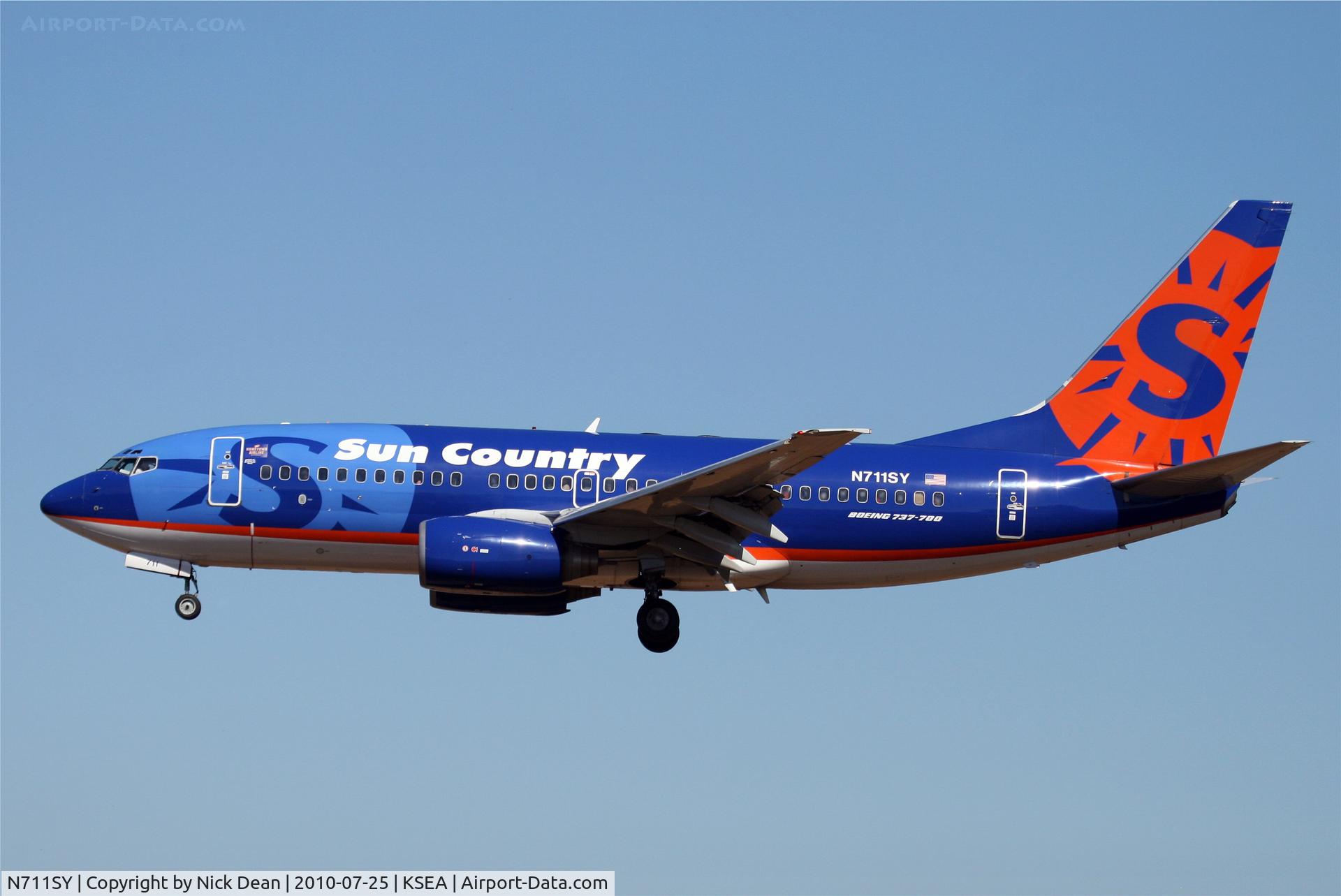 N711SY, 2002 Boeing 737-73V C/N 30245, KSEA