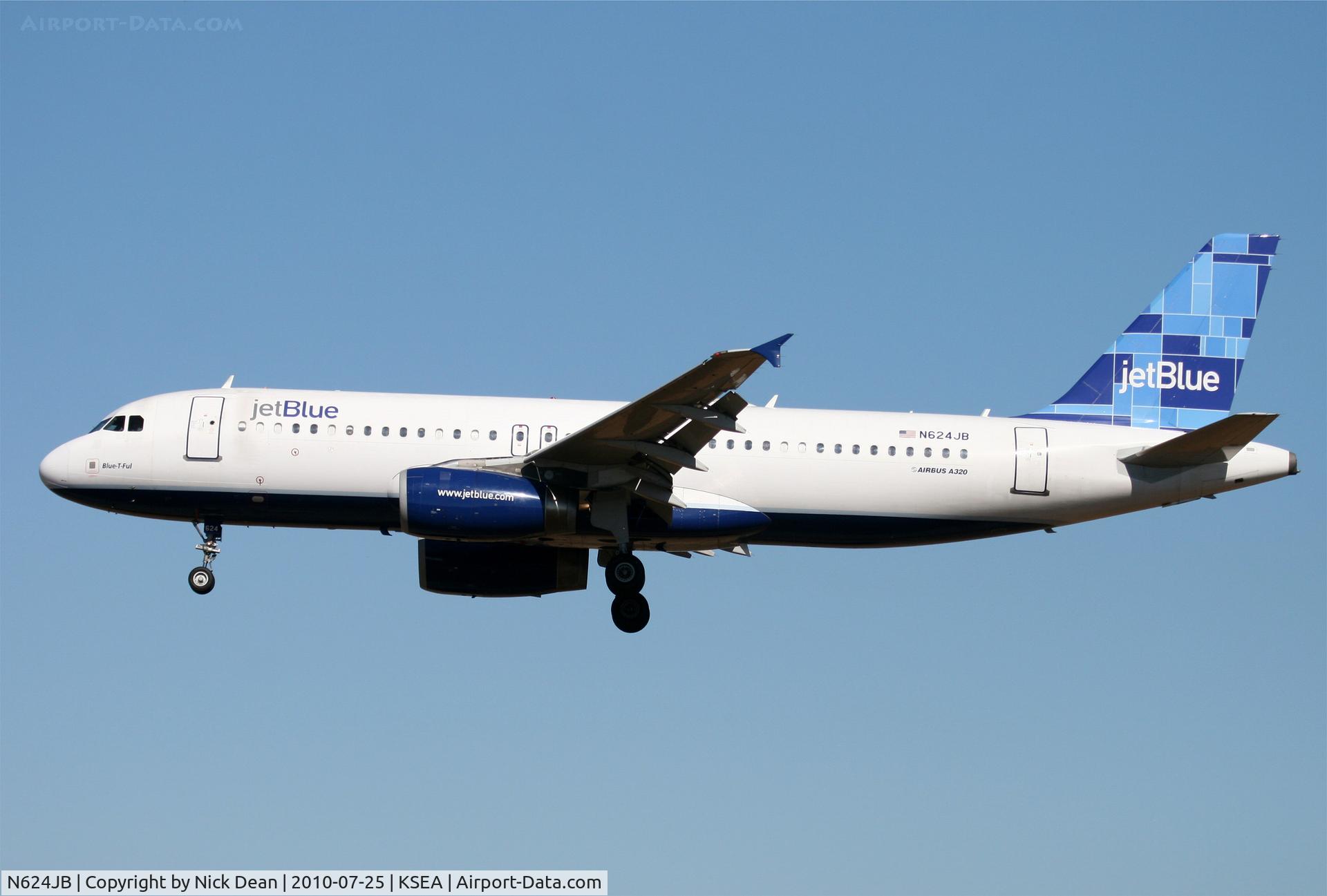 N624JB, 2005 Airbus A320-232 C/N 2520, KSEA