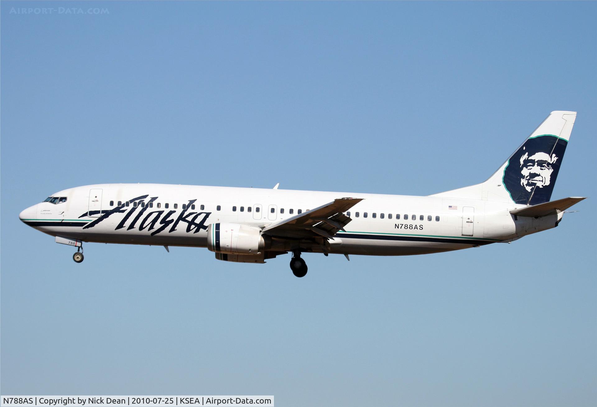 N788AS, 1997 Boeing 737-490 C/N 28885, KSEA
