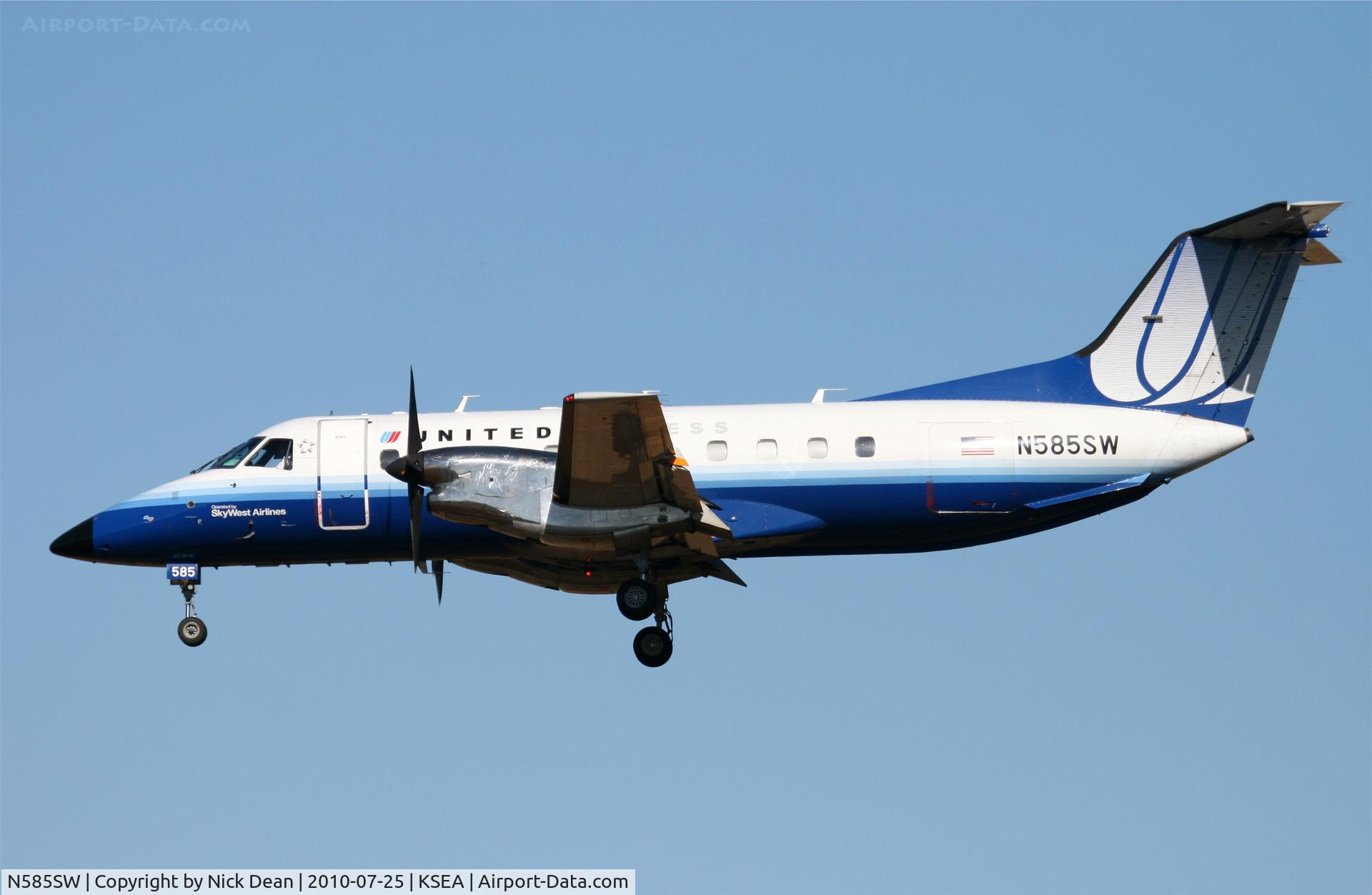N585SW, 1999 Embraer EMB-120ER Brasilia C/N 120353, KSEA