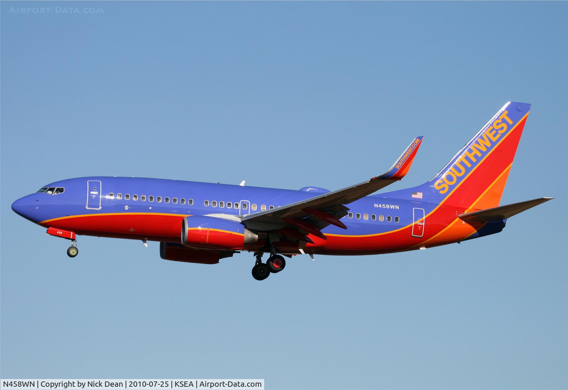 N458WN, 2004 Boeing 737-7H4 C/N 33857, KSEA