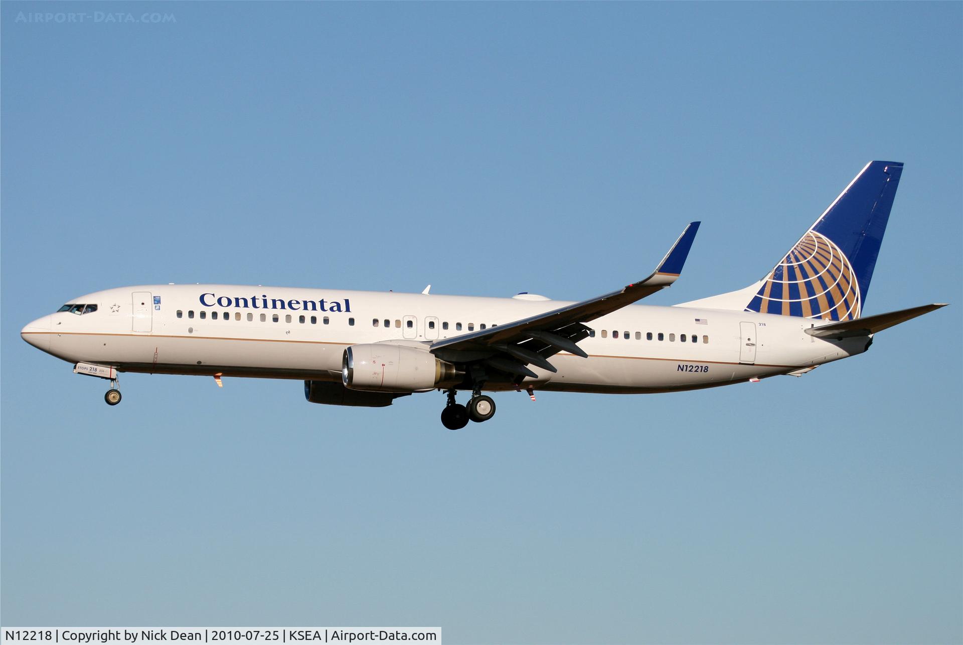 N12218, 1998 Boeing 737-824 C/N 28778, KSEA