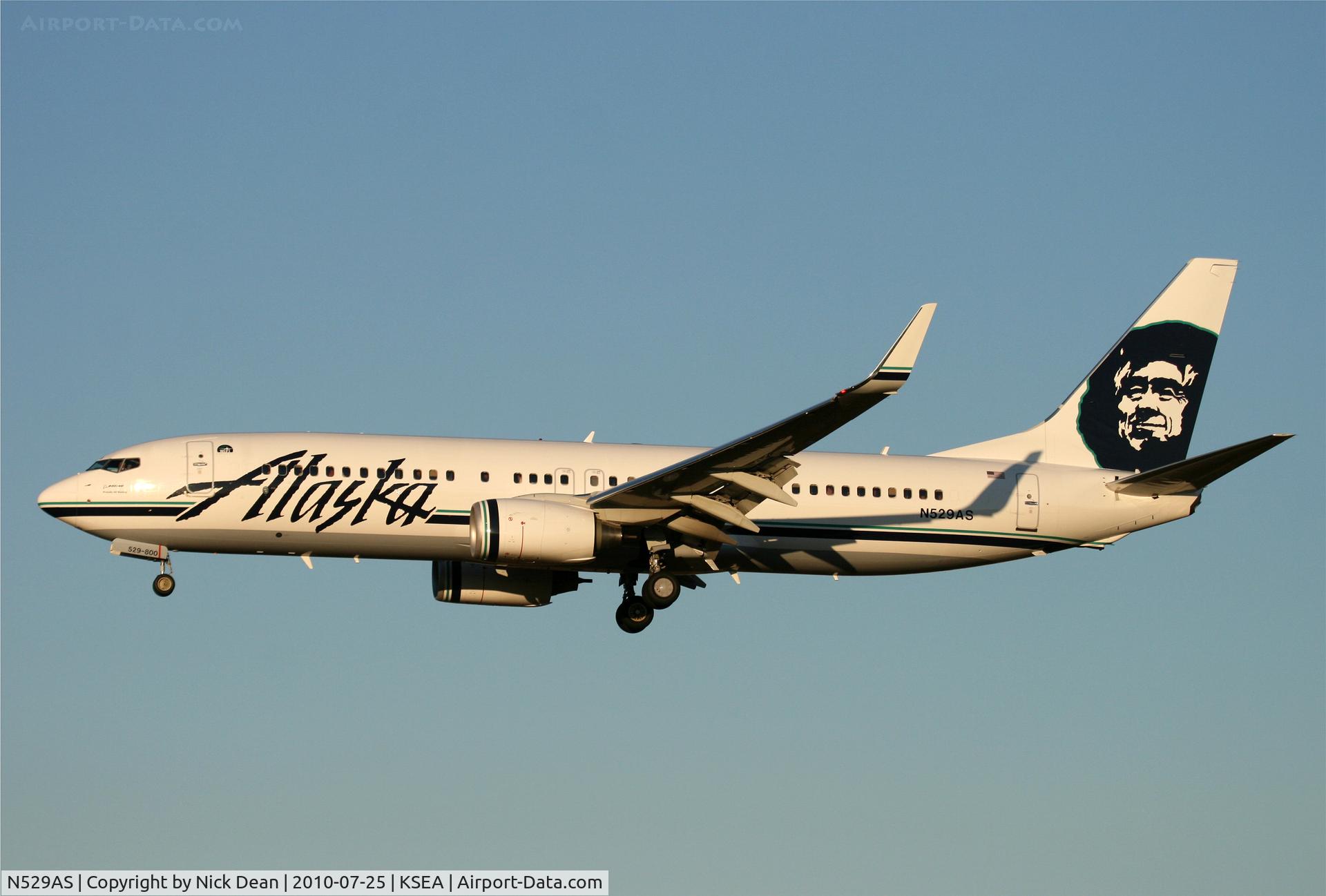 N529AS, 2010 Boeing 737-890 C/N 35198, KSEA
