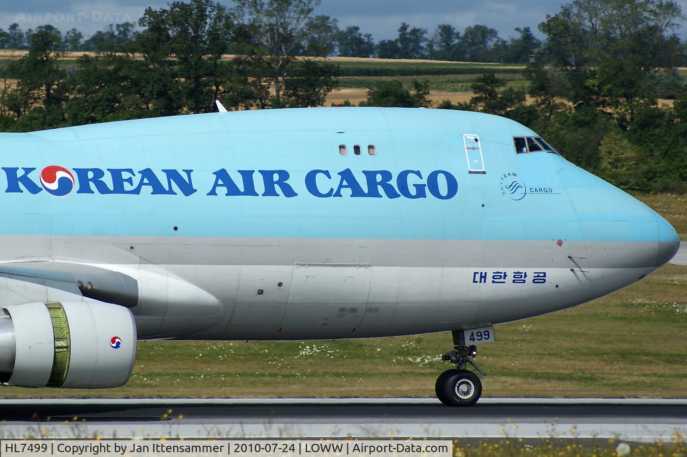HL7499, 2004 Boeing 747-4B5F/SCD C/N 33517, Korean Air Cargo