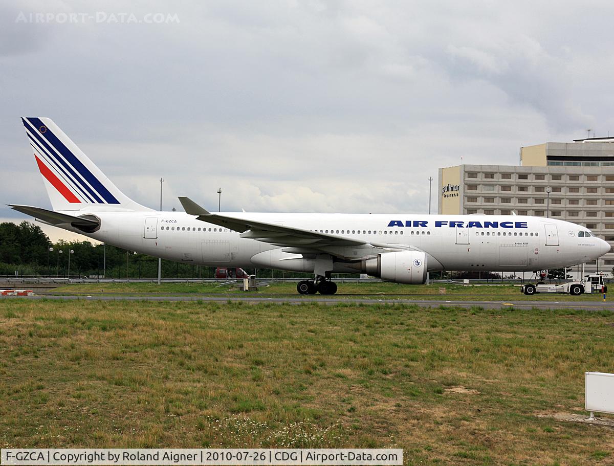 F-GZCA, 2001 Airbus A330-203 C/N 422, .