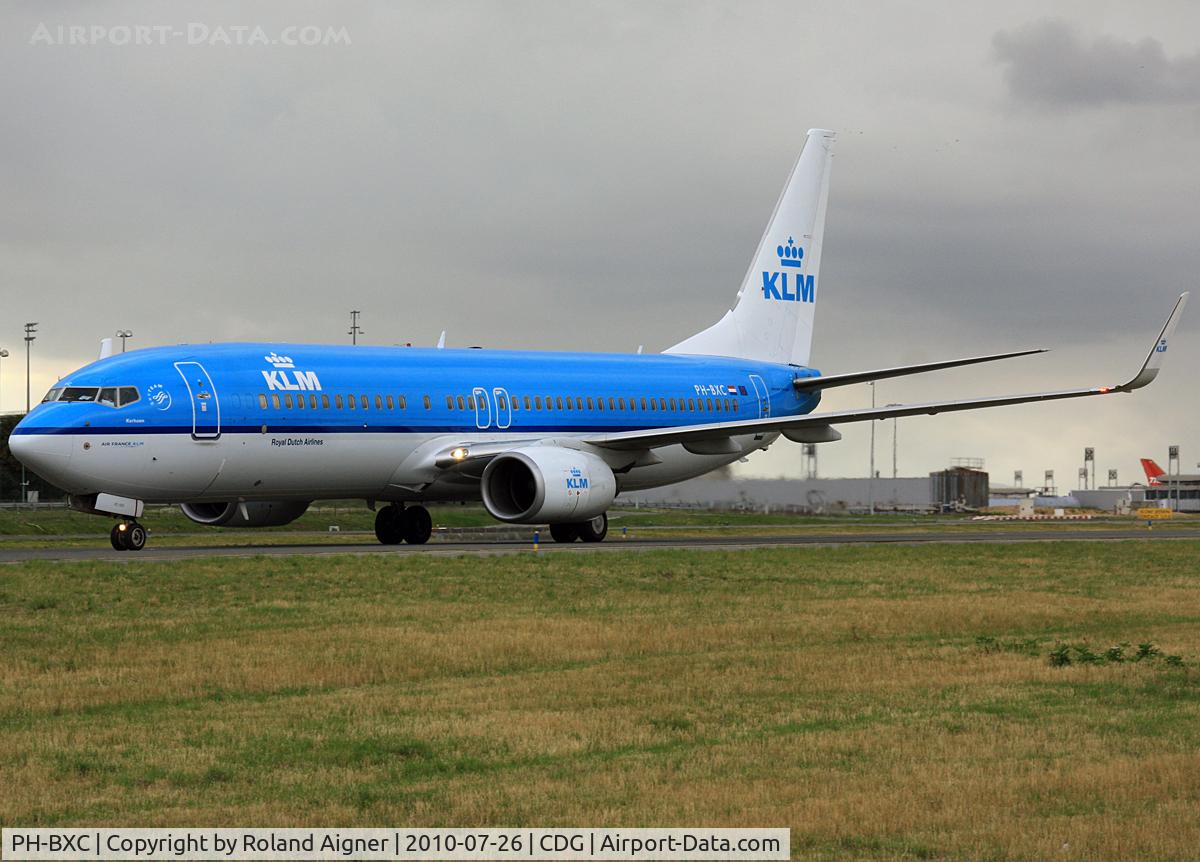 PH-BXC, 1999 Boeing 737-8K2 C/N 29133, .