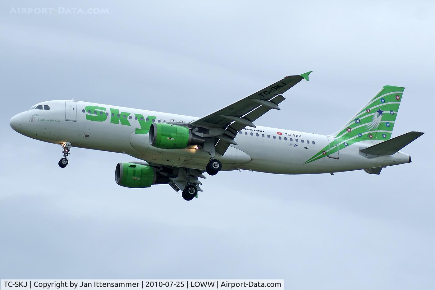 TC-SKJ, 1990 Airbus A320-211 C/N 138, Sky Airlines