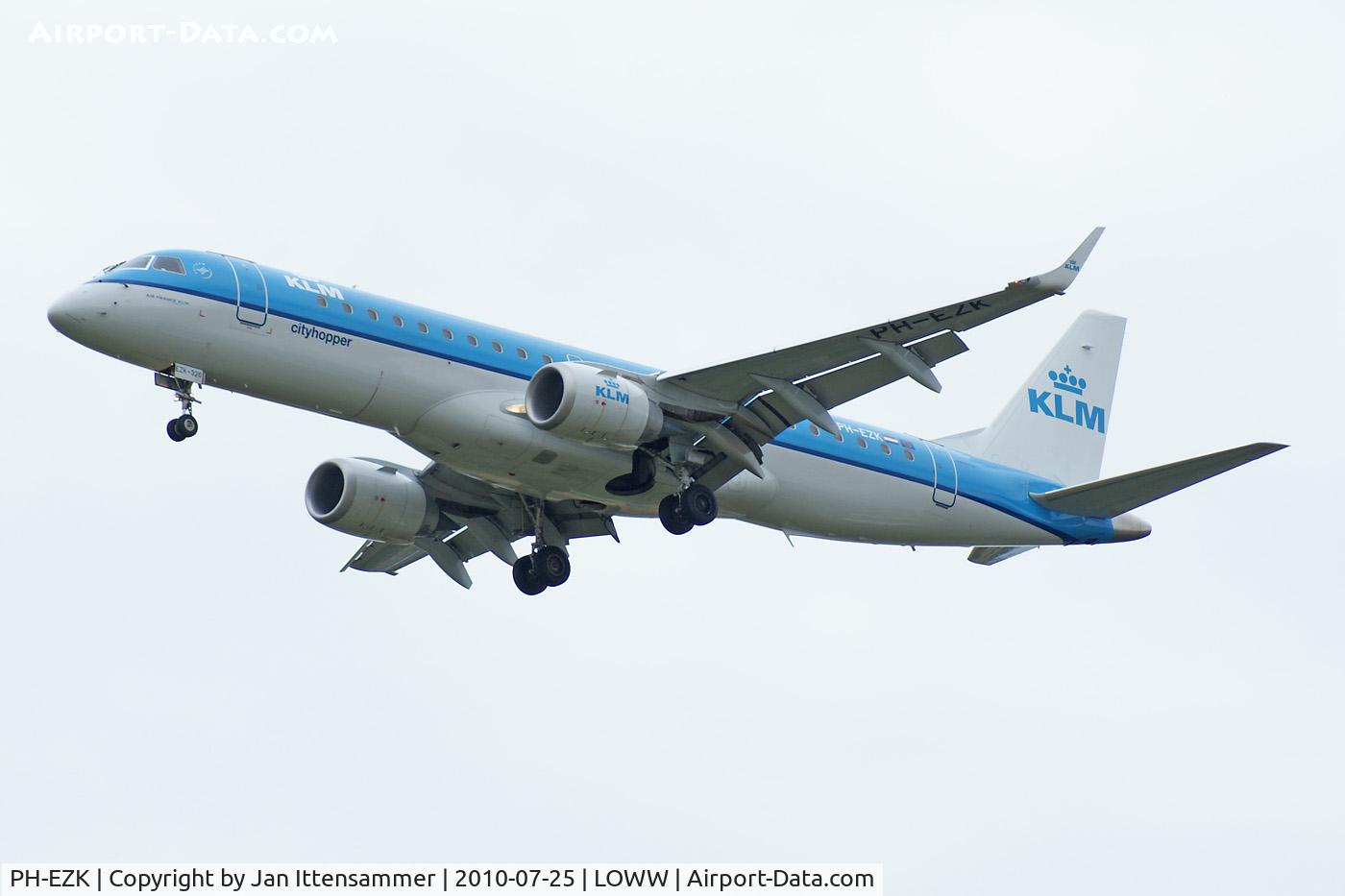 PH-EZK, 2009 Embraer 190LR (ERJ-190-100LR) C/N 19000326, KLM