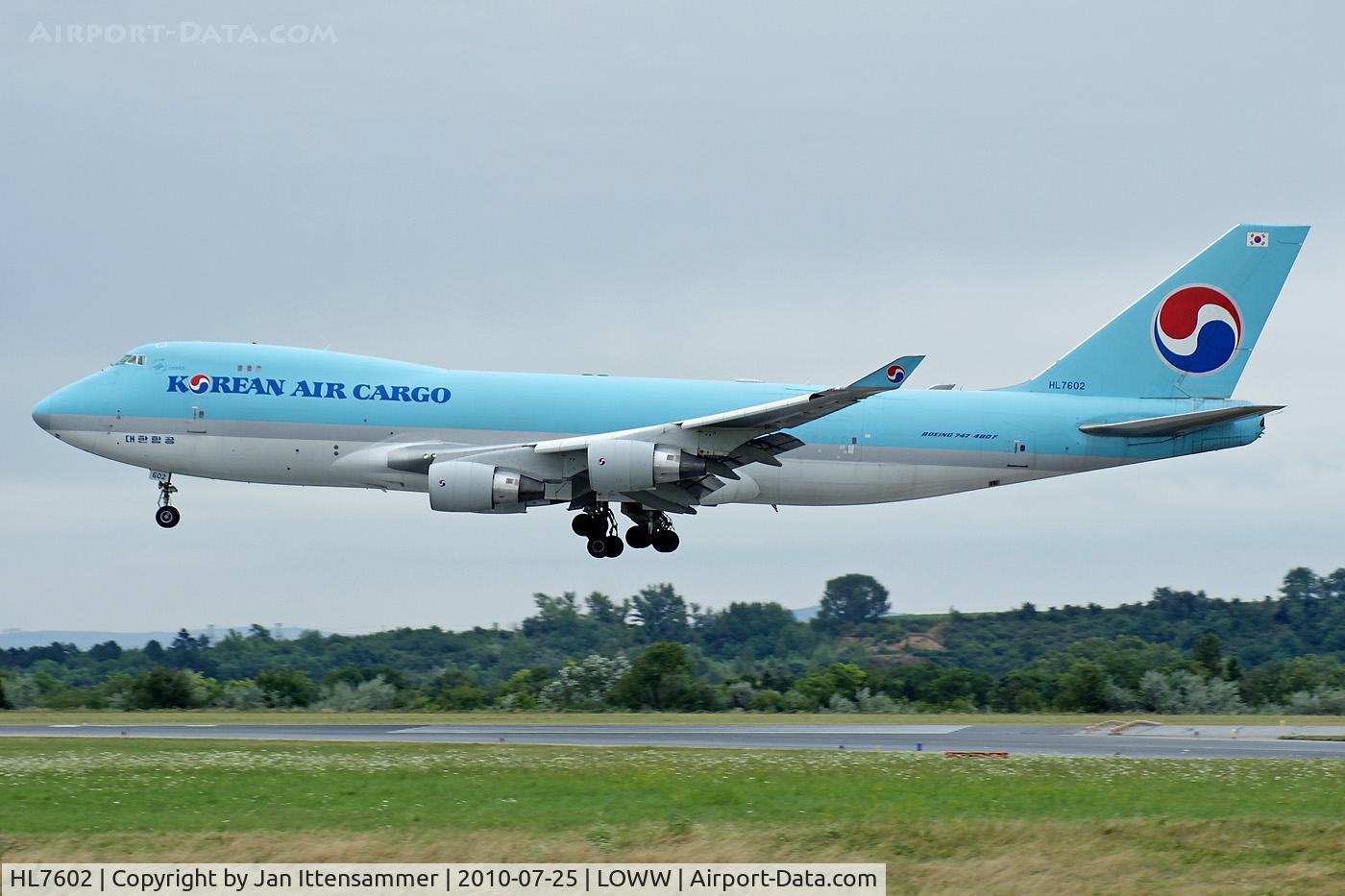 HL7602, 2005 Boeing 747-4B5F/SCD C/N 34301, Korean Air Cargo
