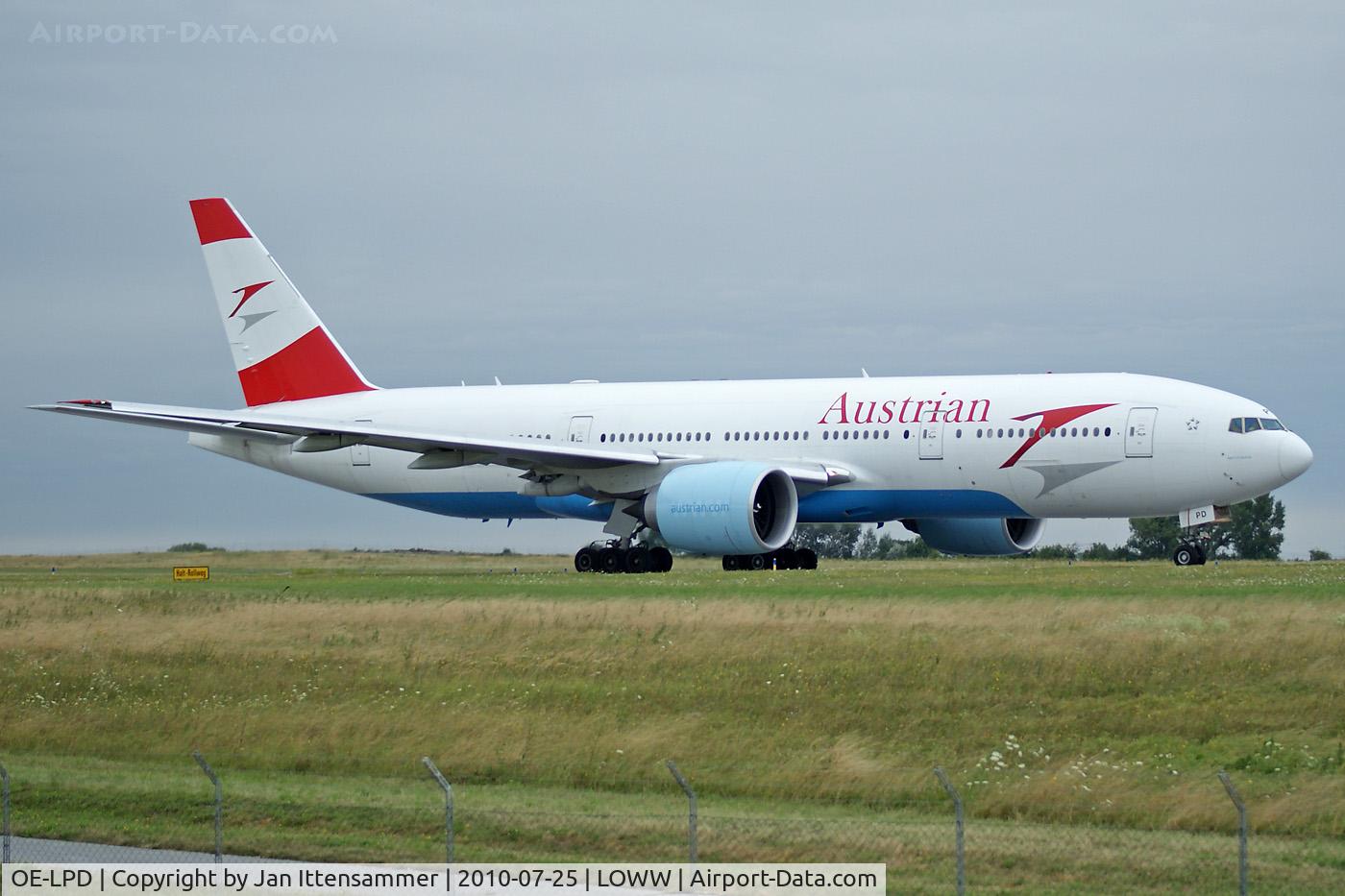 OE-LPD, 2006 Boeing 777-2Z9/ER C/N 35960, Aua
